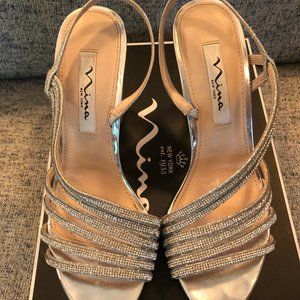 Nina SHAYA metallic silver sandals